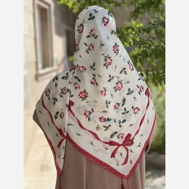 روسری کرپنخ طرحدار قواره 140 منگوله دار لطیف و نرم