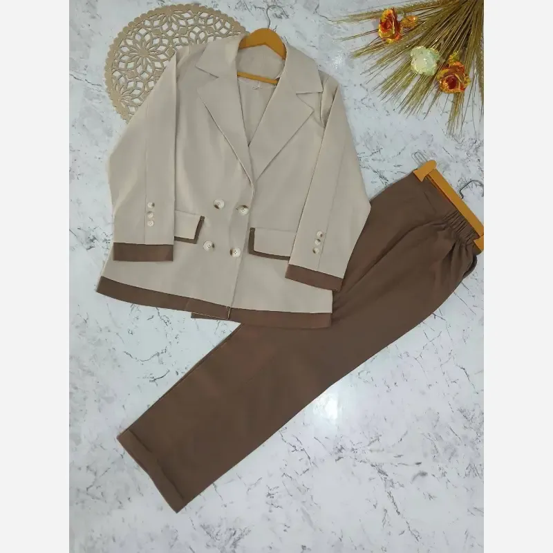 ست کت و شلوار لنین تابستانه مدل سوری رنگ نسکافهای و سبز سایزبندی