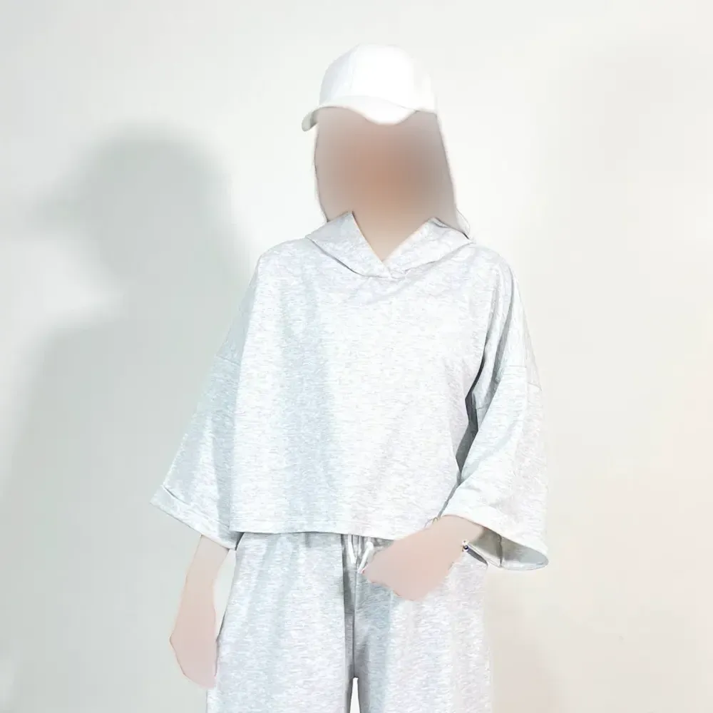 تیشرت کراپ باکسی کلاه دار جنس گلکسی