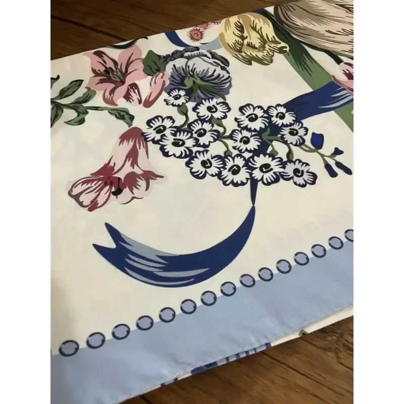 روسری ساتن طرح رزگلد قواره 140 آبی روشن